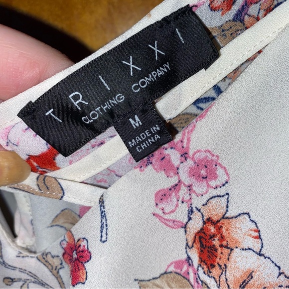 TRIXXI White Floral Chest Cut Out Spaghetti Strap Dress. NEW
Size: MEDIU… - Picture 4 of 7